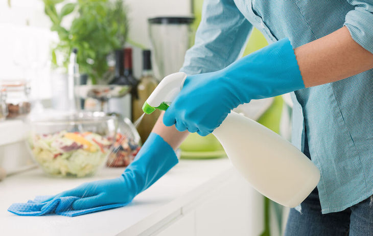 Amistades peligrosas entre productos para desinfectar el COVID-19