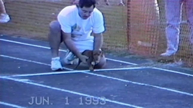 Este perrito es un poco tramposo