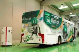 Innovador cargador para autobuses eléctricos urbanos