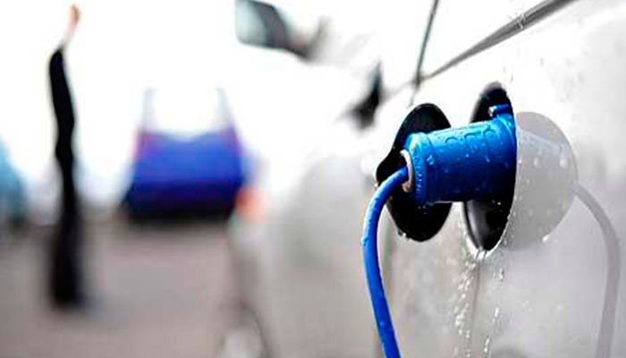 Empresas de alquiler de vehículos eléctricos en Barcelona avisan de que 15 podrían quebrar