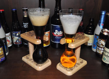 La cerveza negra tiene más hierro que la rubia