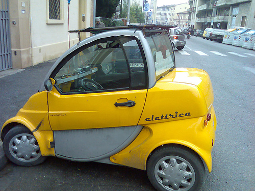 Acea apoya la política de movilidad de la Presidencia Española y dice que el coche eléctrico es viable