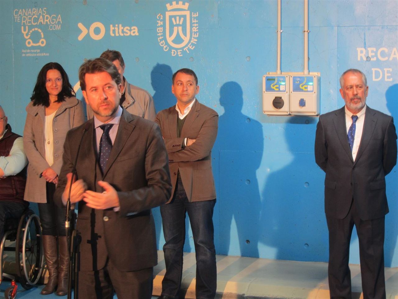 Tenerife apuesta por el coche eléctrico con hoteleros y rent a car