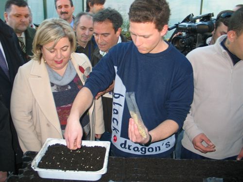 Más de 200 reclusos han participado en las actividades de formación en agricultura y ganadería ecológica