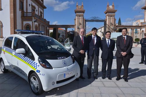 Málaga renueva su flota con 20 coches eléctricos