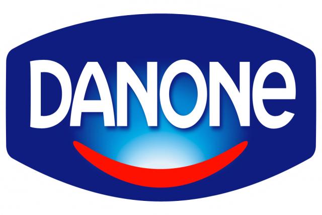 Danone inicia un plan de distribución sostenible con una flota de camiones ecológicos