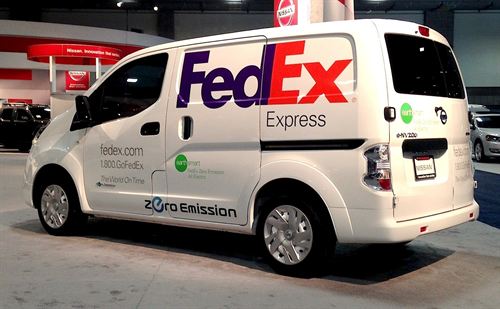 Nissan y FedEx realizan pruebas en condiciones reales de la furgoneta eléctrica e-NV-200 en EEUU