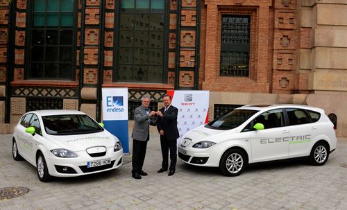 Seat cede para una prueba piloto un Altea eléctrico y un León híbrido enchufable a Endesa