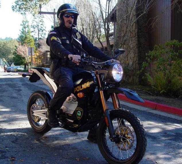 Primera Zero DS policial en California