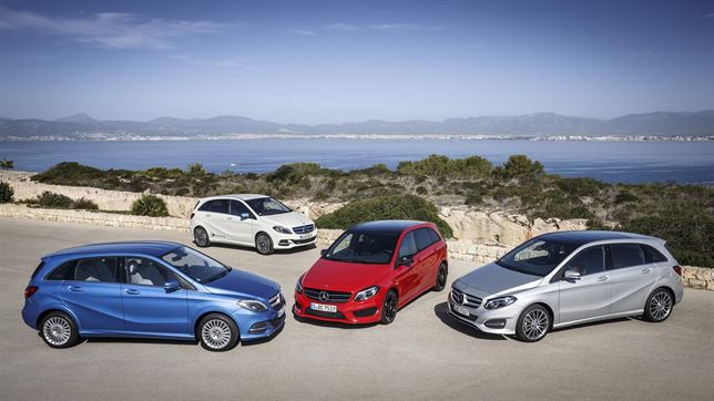 Mercedes incorpora nuevas versiones de gas natural y eléctrica