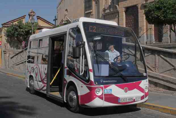 Andalucía. La Junta aporta más de 250.000 euros para la compra de tres minibuses eléctricos para Aucorsa