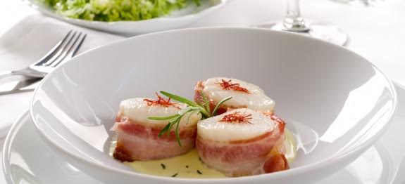 ‘Recetas Caseras y Ecológicas’: Rape albardado con salsa de cebolla