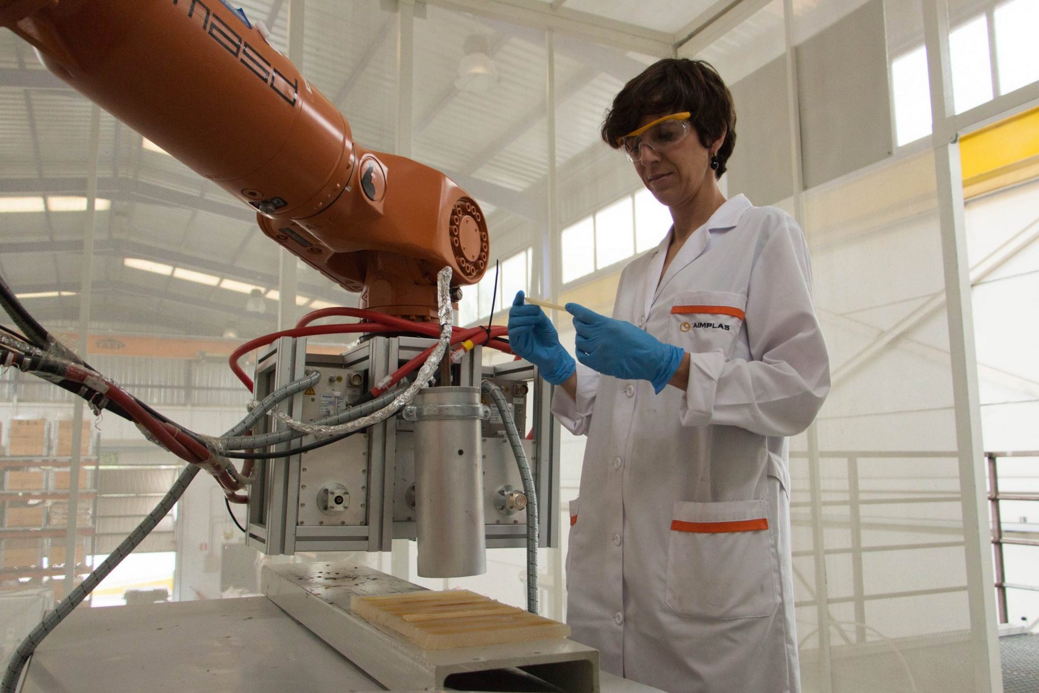 Innovador método de fabricación de perfiles para la construcción y el coche eléctrico