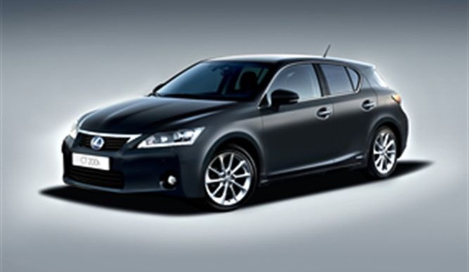 Lexus acumula más de 1.000 pedidos acumulados de su híbrido compacto CT 200h