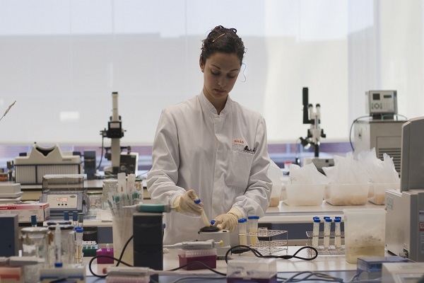 Garantizar la inocuidad en envases plásticos para alimentos