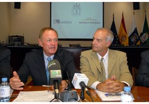 Acuerdo para impulsar el vehículo eléctrico en el hierro