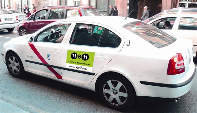 Comunidad de Madrid subvencionará con 2 millones a taxis y furgonetas menos contaminantes