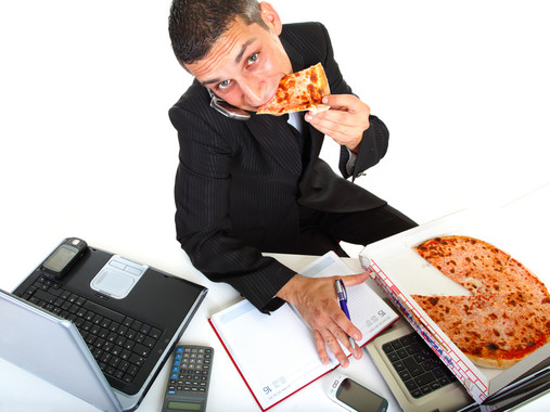 Todas las ‘claves’ para comer sano en la oficina