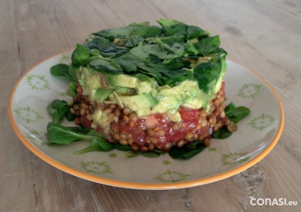 ‘Recetas Ecológicas’: Tartar vegetariano con lentejas y aguacate