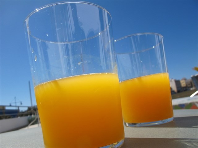 Te explicamos cómo tomar tu zumo de naranja