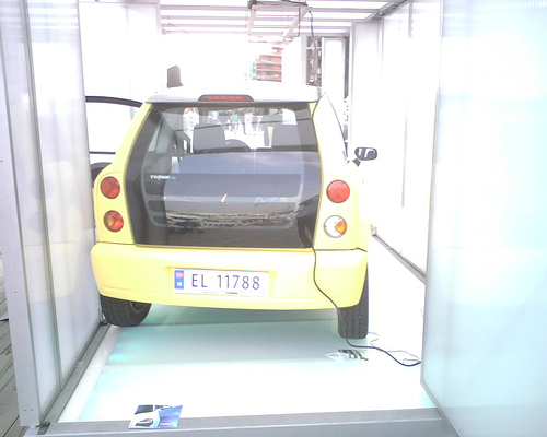 Ficosa crea en Barcelona un laboratorio que desarrollará sistemas para baterías de coches eléctricos