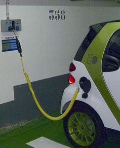 Ibil afirma que los fabricantes de equipos electrónicos aceleran sus desarrollos por la irrupción del vehículo eléctrico