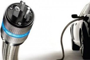 San Sebastián. Dbus compra un vehículo eléctrico