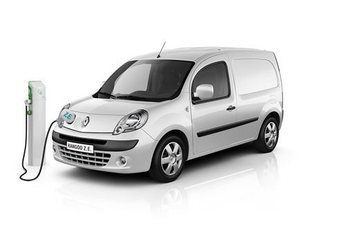 Renault lanza el primer Master sobre el coche eléctrico