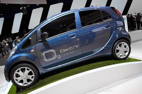 El Peugeot iOn