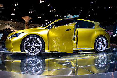 Lexus exhibe el concepto híbrido LF-Ch en Detroit