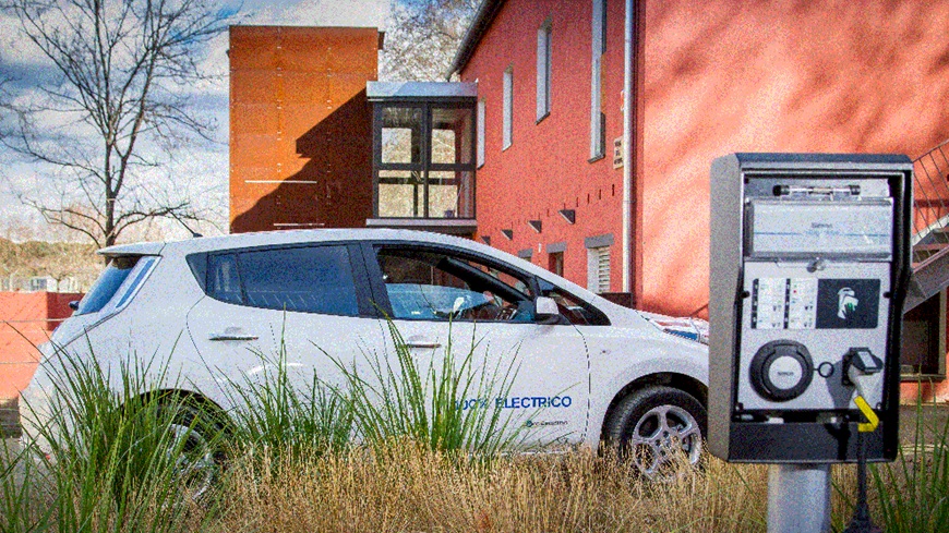 Santa Perpètua de Mogoda (Barcelona) cede gratis vehículos eléctricos para fomentar su uso