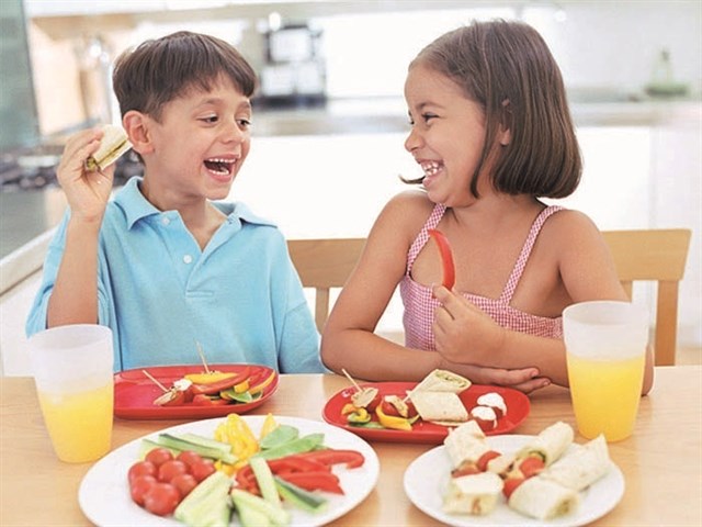 La merienda de los niños españoles: más equilibrada pero más sedentaria