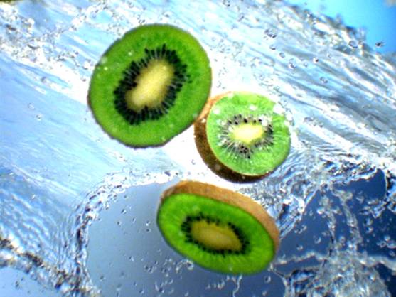 La Caixa ayuda a un proyecto de consumo ecológico en Sevilla de frutas e inserción sociolaboral