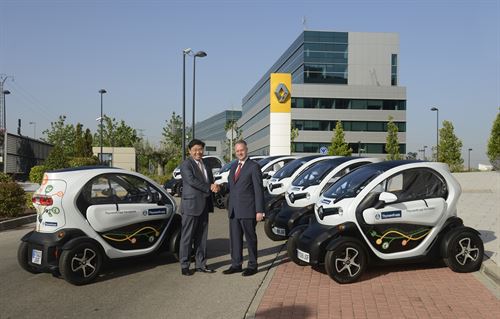 Thyssenkrupp incorpora siete renault twizy a su flota de vehículos no contaminantes