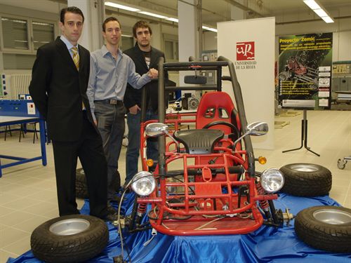 Ingenieros de la Universidad de La Rioja desarrollarán un coche eléctrico