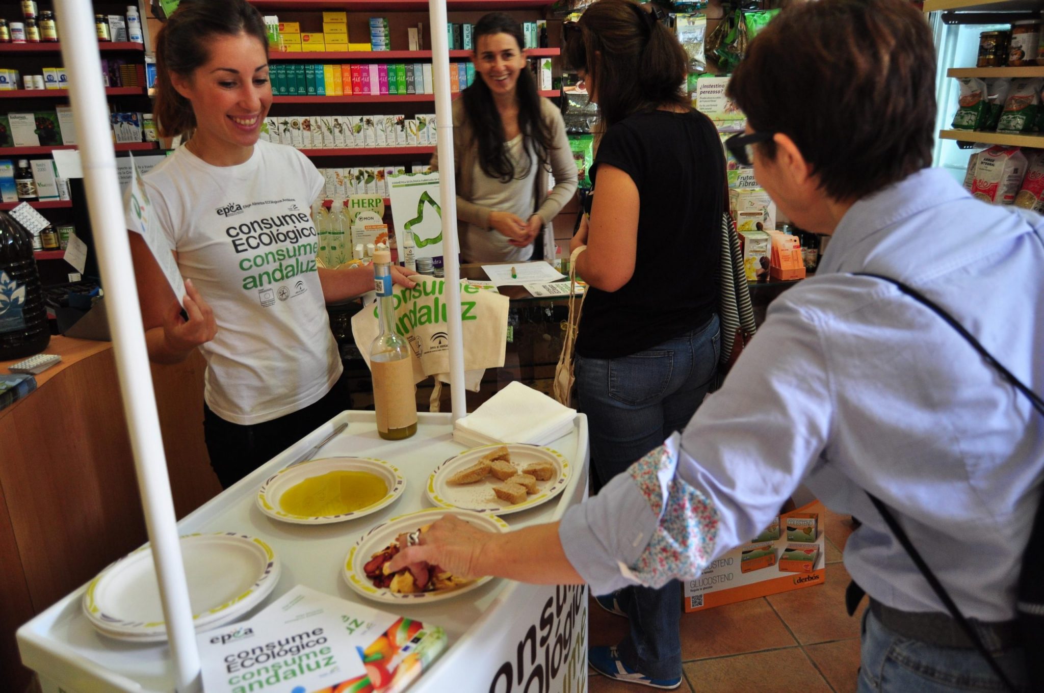 Málaga presume de estómago ecológico y andaluz en la campaña `Consume Ecológico