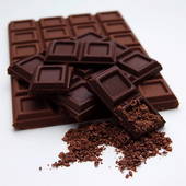 Comer chocolate negro protege el corazón