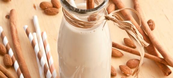 Recetas Ecológicas: Bebida de almendras con canela