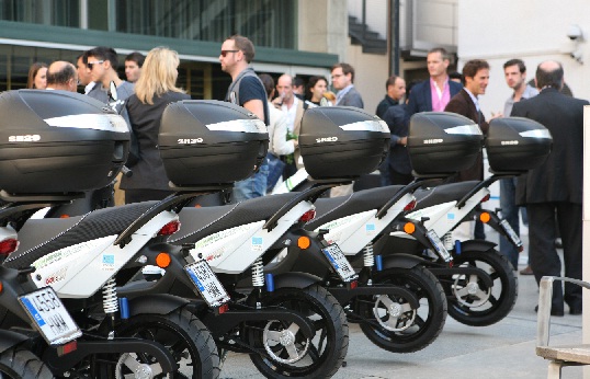 Barcelona se convierte en la ciudad europea con más motos eléctricas en circulación