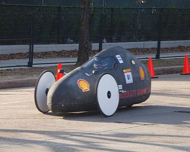 Estudiantes franceses crean un vehículo que podría viajar de Lisboa a Moscú con un litro de gasolina