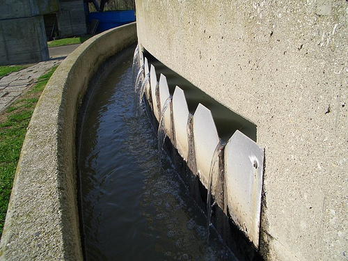 Beber aguas residuales recicladas