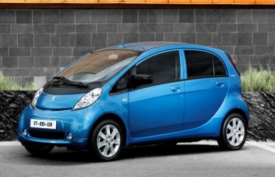 Peugeot comercializa el ION