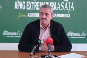 APAG Extremadura Asaja tacha de "calderilla" y "discriminatoria" la nueva oferta de Bruselas de 210 millones de euros
