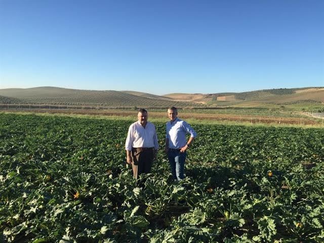 Andalucía aplaude las prácticas en agricultura ecológica de la finca ‘Econatur’ en Santaella