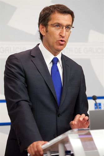 Feijóo asegura que la Xunta trabaja hace un año por la planta de baterías para Vigo y pide "prudencia"