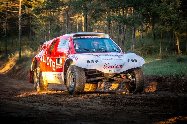 ACCIONA 100% EcoPowered inicia su andadura en el Rally Dakar