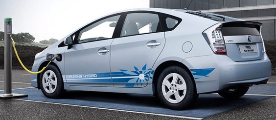 Gamesa impulsará el Toyota Prius híbrido enchufable en entornos urbanos