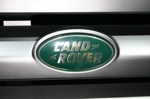 Land Rover presenta su nuevo coche LRX