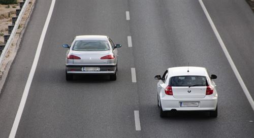 Proponen que las líneas de seguridad de tráfico se señalicen con pinturas respetuosas con el medio ambiente