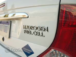 New process produces hydrogen fuel minus the catalyst